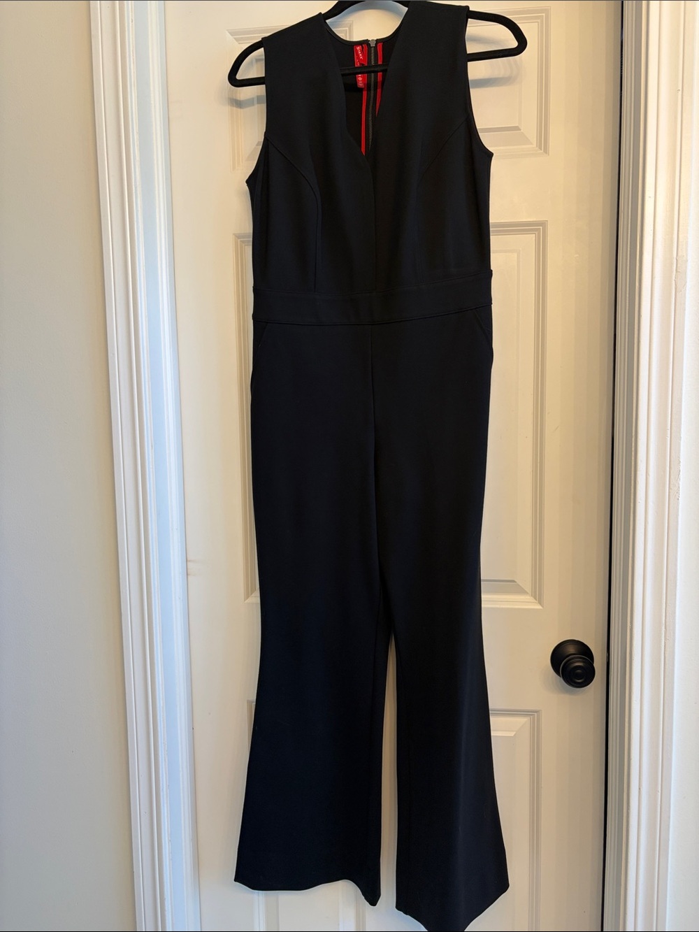 Sleeveless Black V-Neck Wide-Leg Jumpsuit